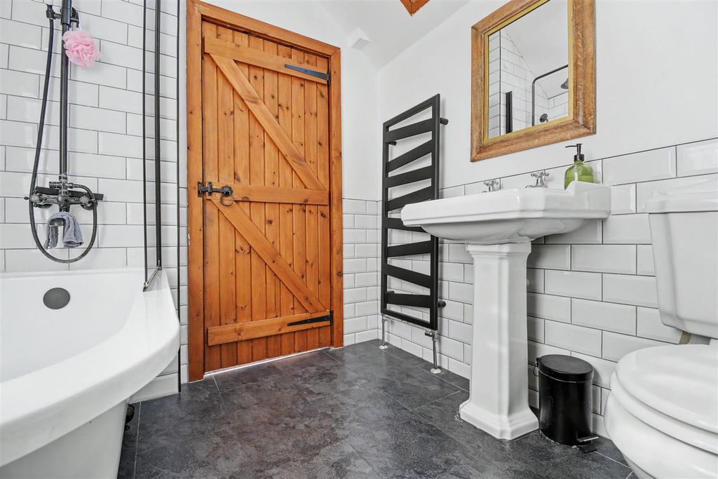 Additional image 37 of 5 bed detached house for saleNew Road, Worlaby, Brigg DN20
