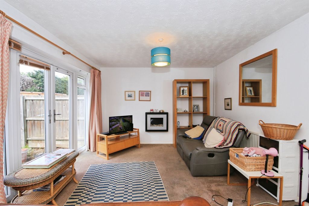 Property photo 3 of 15