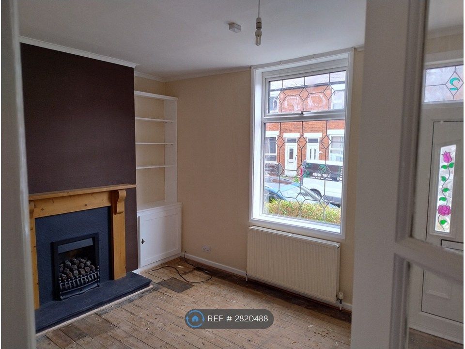 Property photo 2 of 8