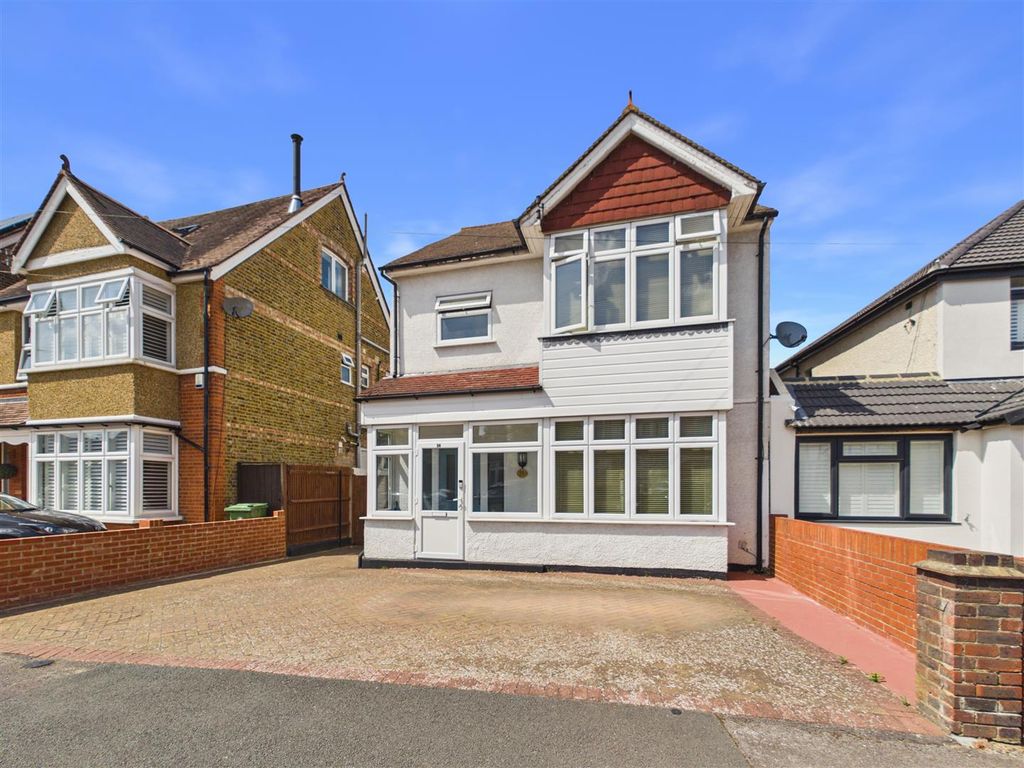 Property photo 1 of 25 Cam01563G0-Pr0284-Still037.Jpg