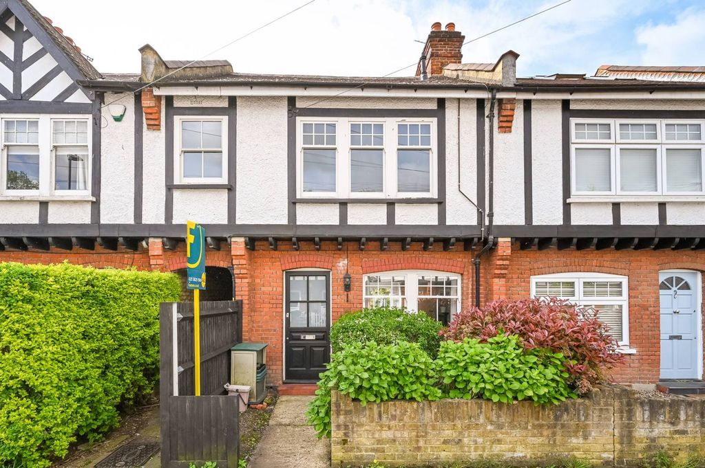 Property photo 2 of 11