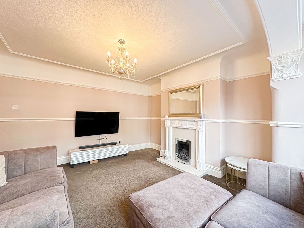 Property photo 3 of 23