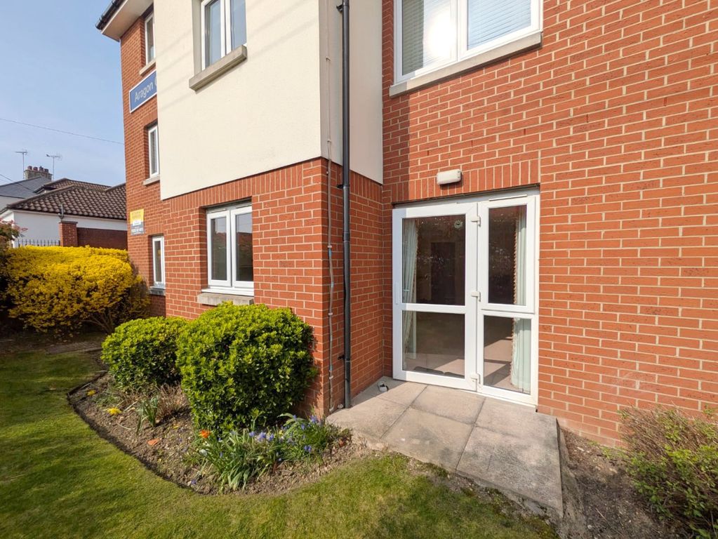 Property photo 3 of 11 4308205