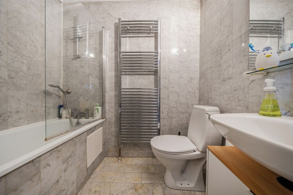 Property photo 3 of 7 1468867-11-6A196F...
