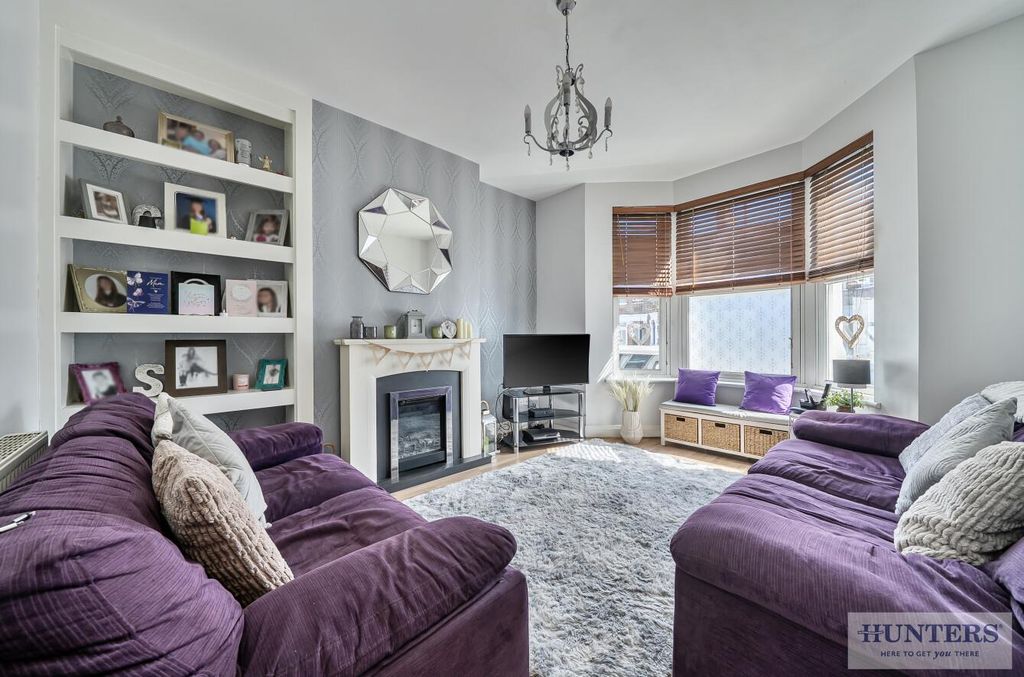 Property photo 3 of 24 F542E97F-805d-4A13-8B49-B9F7B0534Fff.Jpg