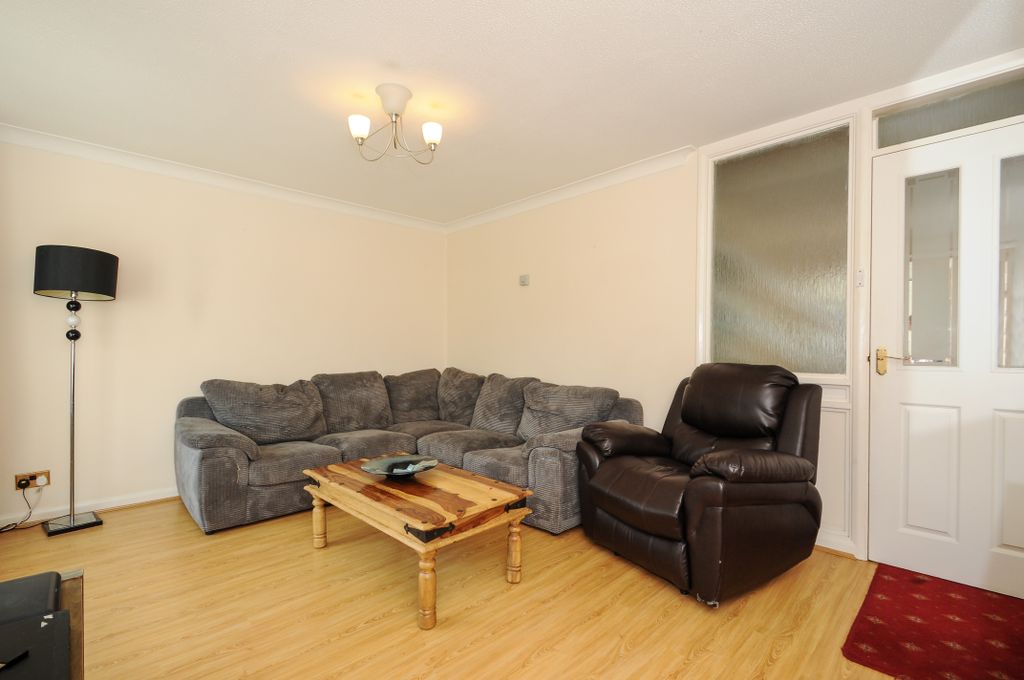Property photo 3 of 7 57Daa24317737-135473