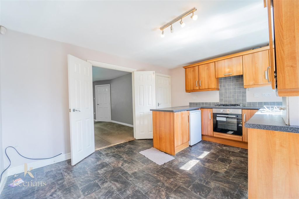 Property photo 1 of 18 H-44.Jpg