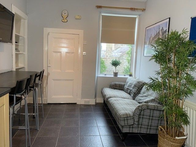 Property photo 3 of 10 Photo 3