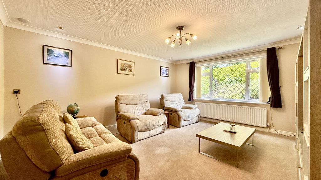 Property photo 3 of 24