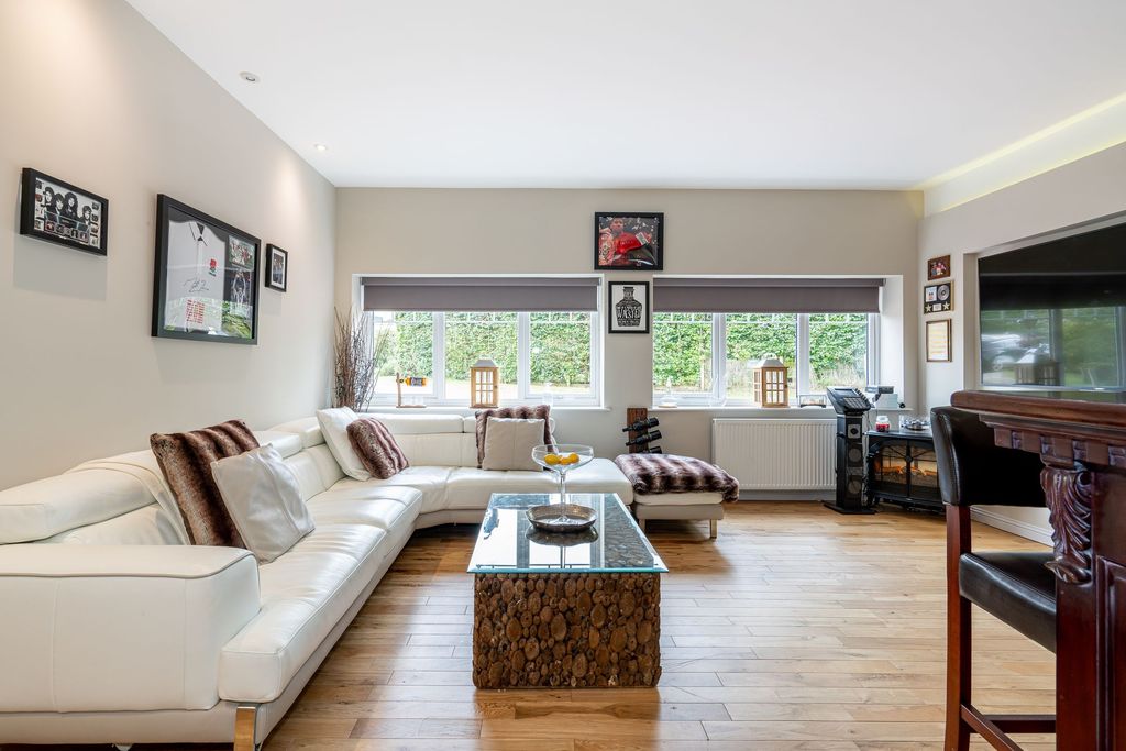 Additional image 5 of 5 bed detached house for sale7 Finlayson Lane, Carnwath, Lanark ML11