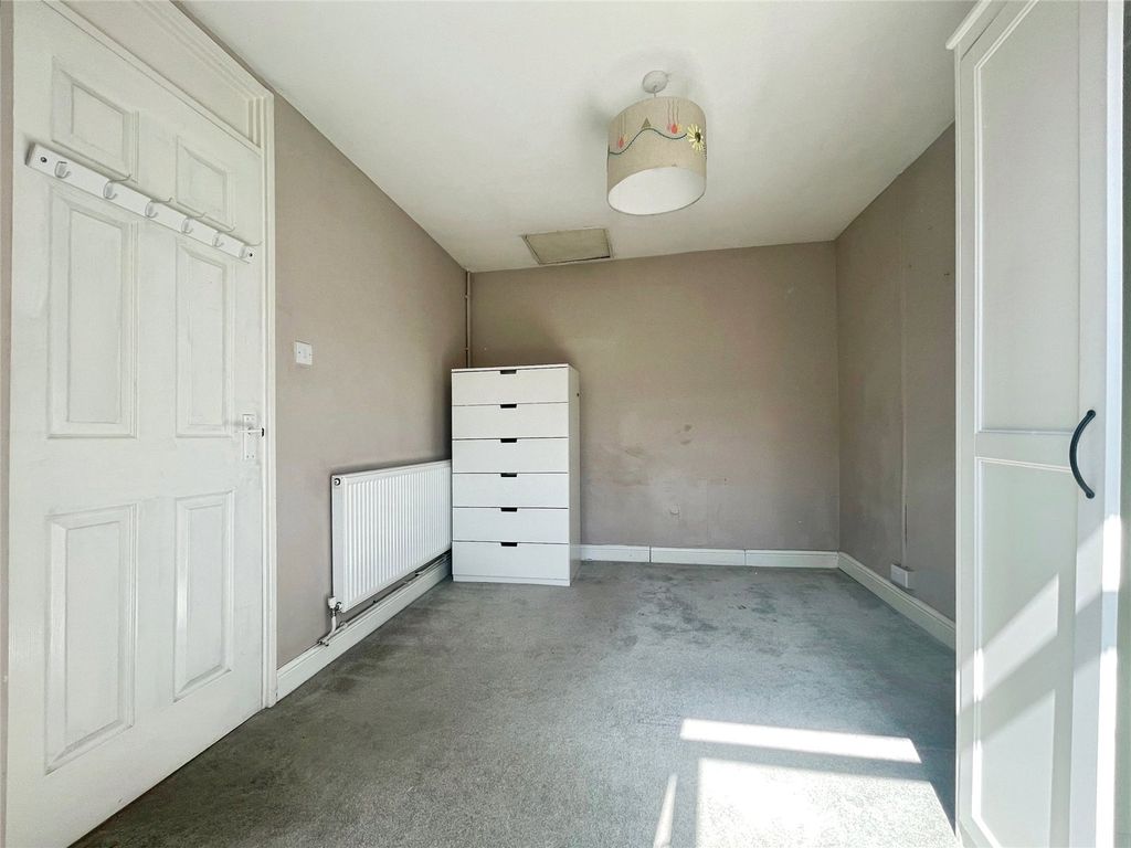 Property photo 3 of 8 Picture No. 22