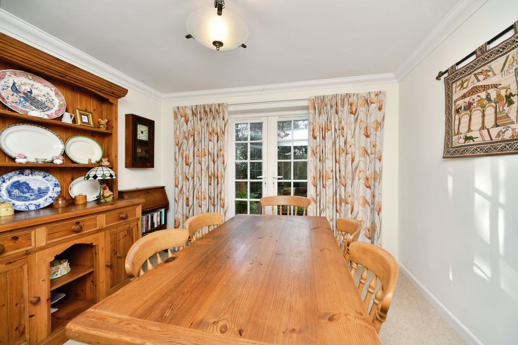 Property photo 3 of 17 Photo #3