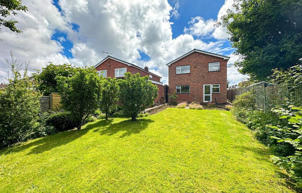 Property photo 2 of 23 Picture No. 19