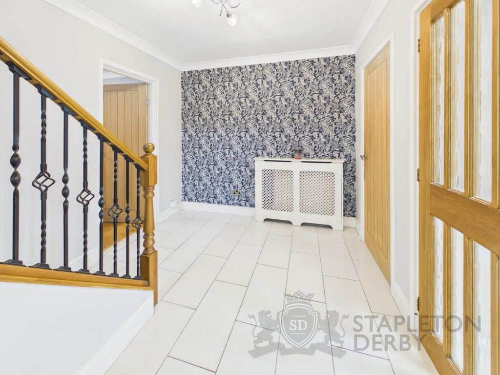 Property photo 3 of 21 Cam04720G0-Pr0188-Still003.Jpg