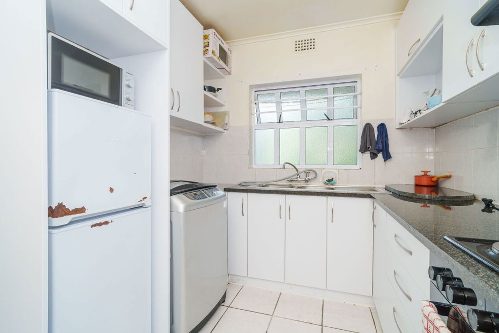 Property photo 3 of 14 Kw1737728