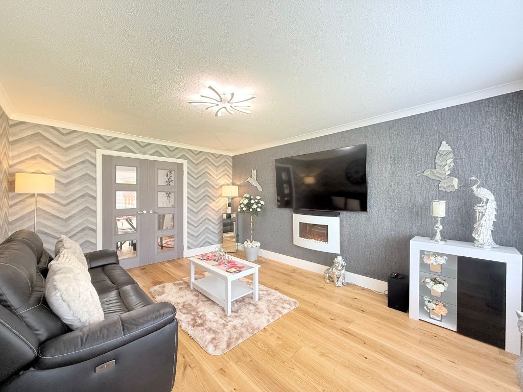 Property photo 3 of 28