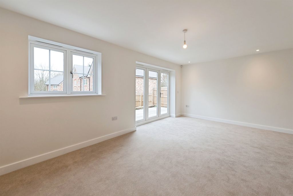 Property photo 3 of 20