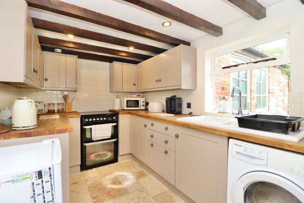 Property photo 2 of 14 Img_7634