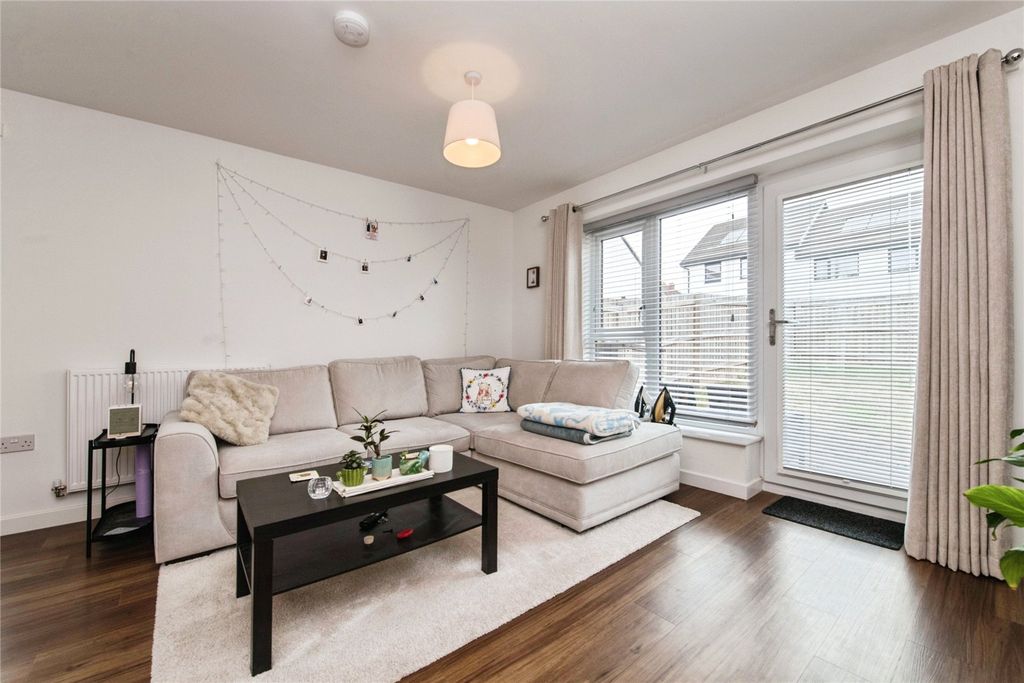 Property photo 3 of 15 Picture No. 08