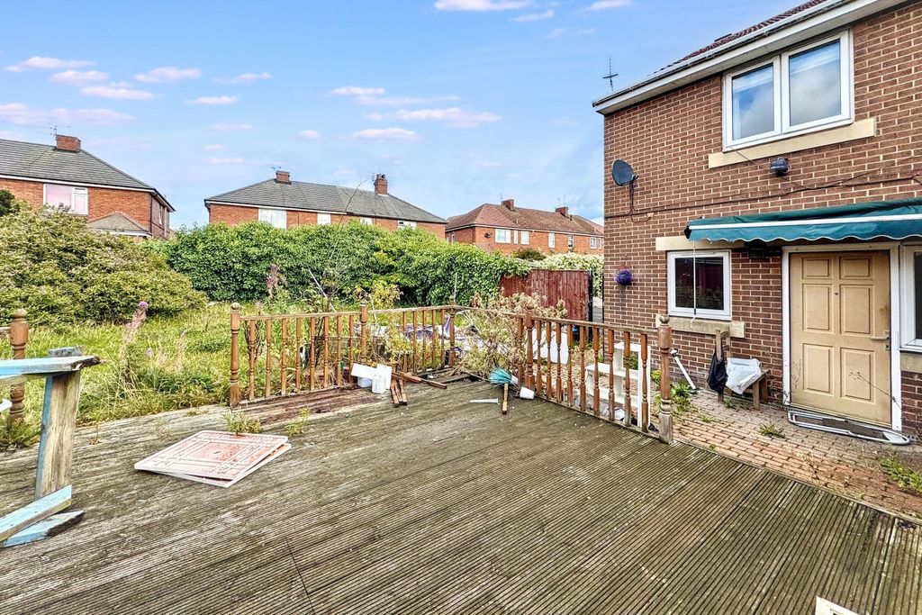 Property photo 3 of 3 23 Richmond Grove, North Shields, Tyne And Wear, Ne29 7Qz