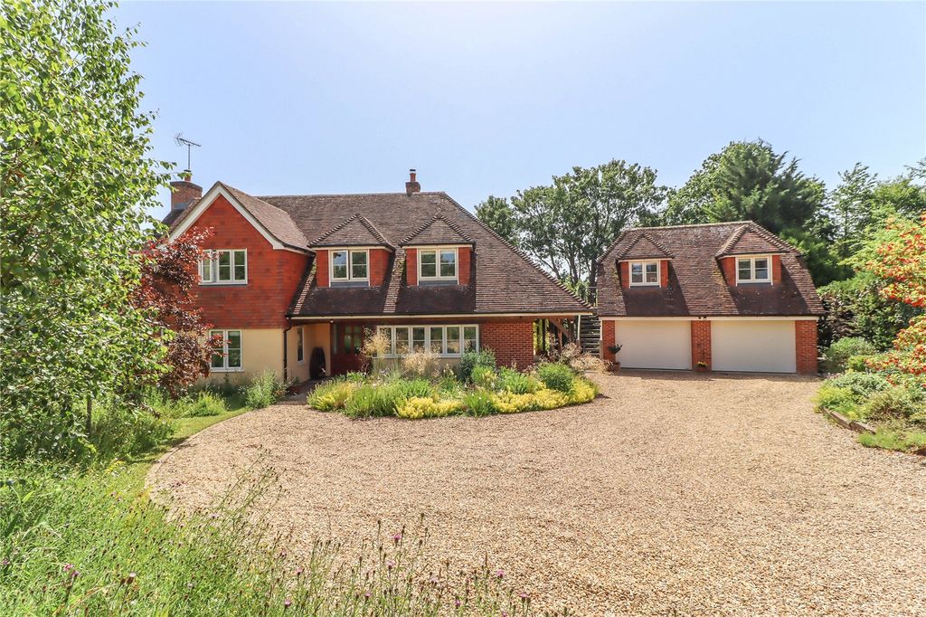 Property photo 1 of 39 Picture No. 48