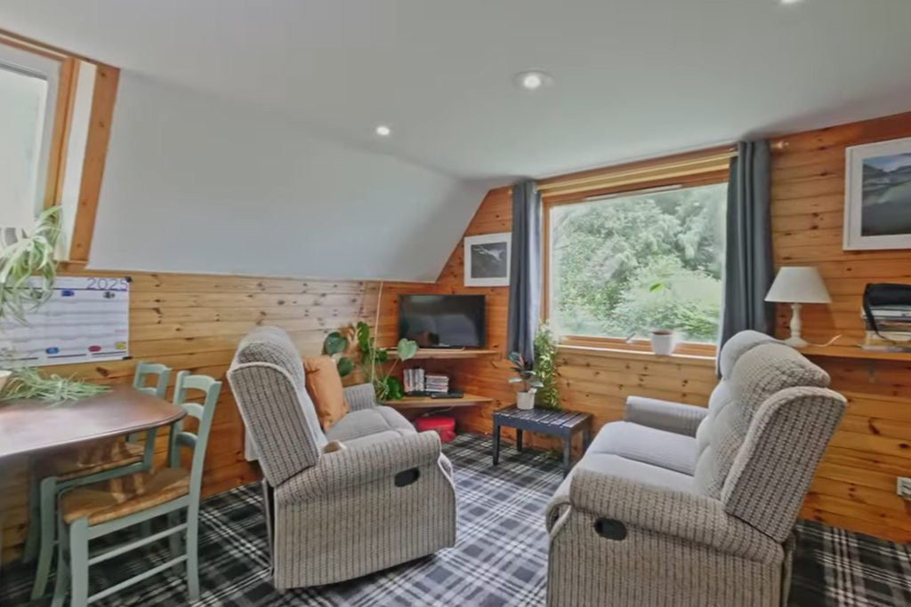 Property photo 2 of 15 2.Png