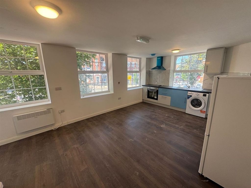 Property photo 2 of 4 Gallery