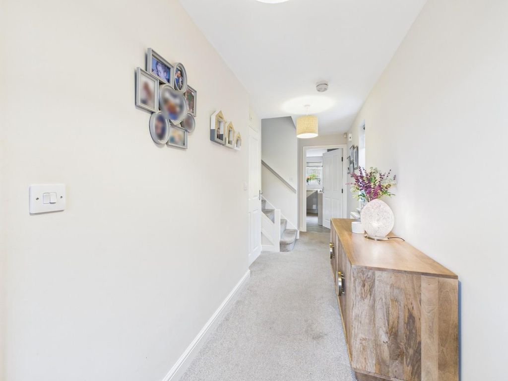 Property photo 2 of 21 Cam04899G0-Pr0197-Still001.Jpg