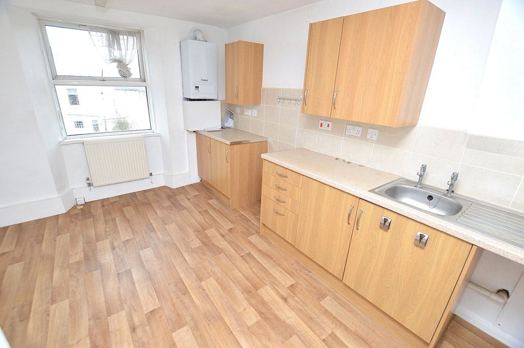 Property photo 2 of 8 Kitchen/Diner