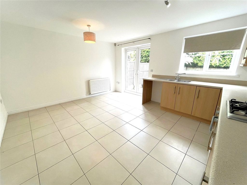 Property photo 3 of 27 Picture No. 05
