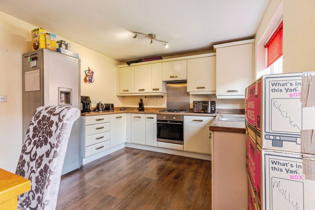 Property photo 3 of 14 Pbox-Img.Jpg