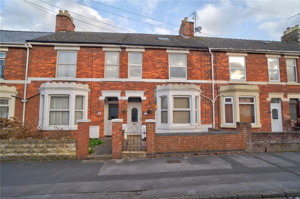 Property photo 1 of 11 Front