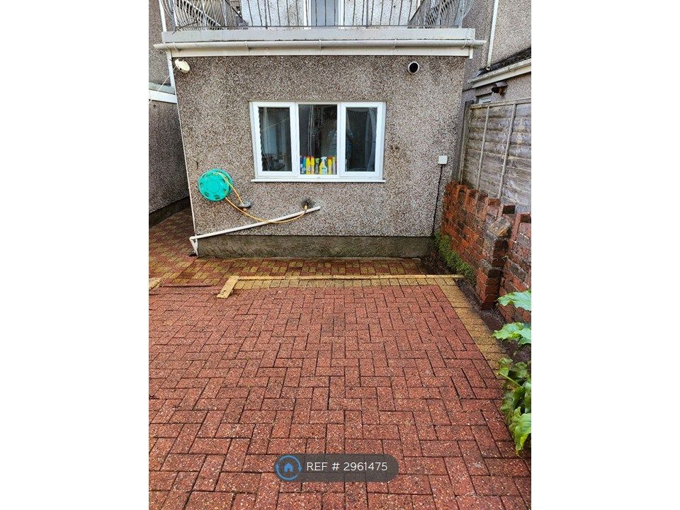 Property photo 3 of 22