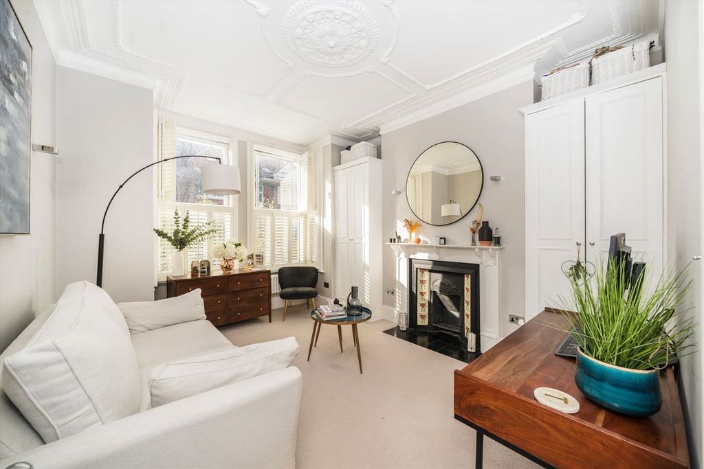 Property photo 3 of 9