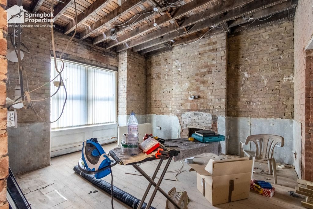 Property photo 2 of 13 Image 1