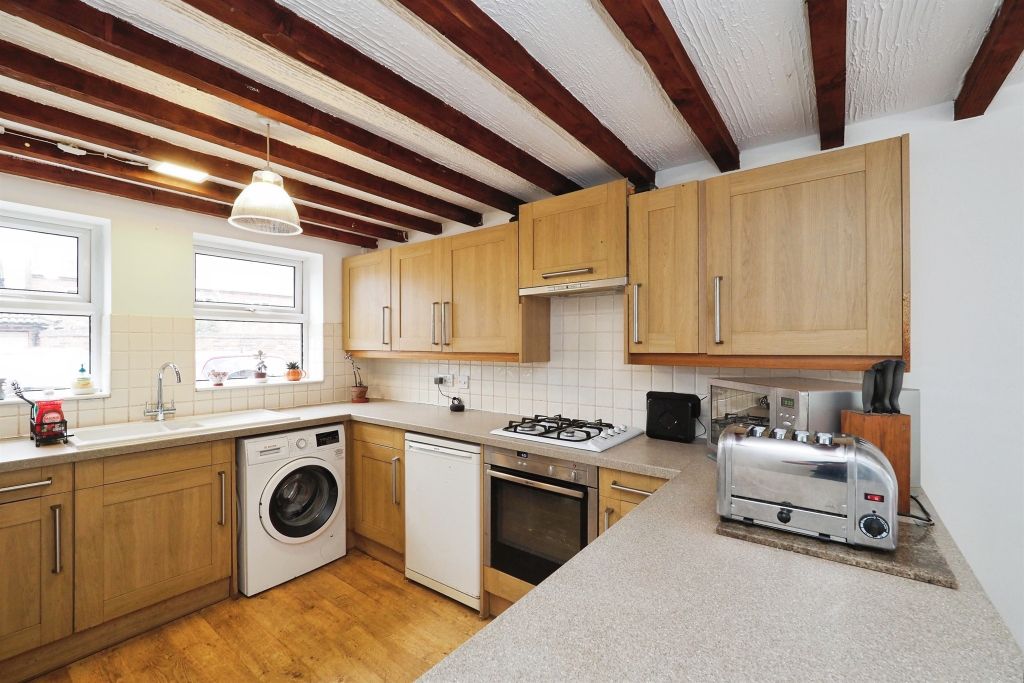 Property photo 3 of 17