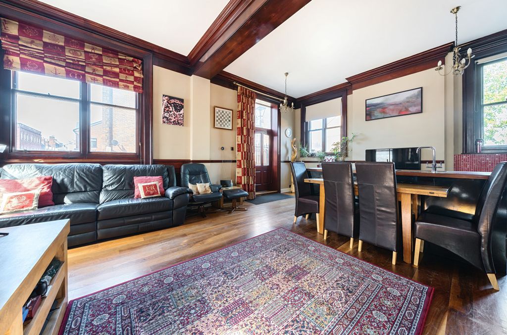 Property photo 3 of 12 992904 (2).Jpg