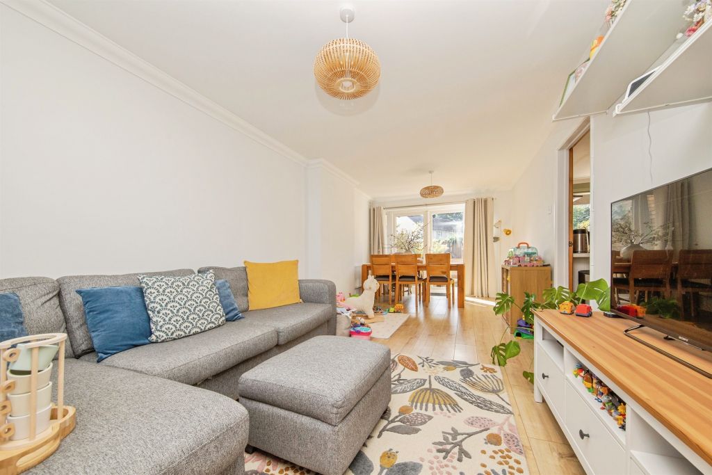 Property photo 3 of 17