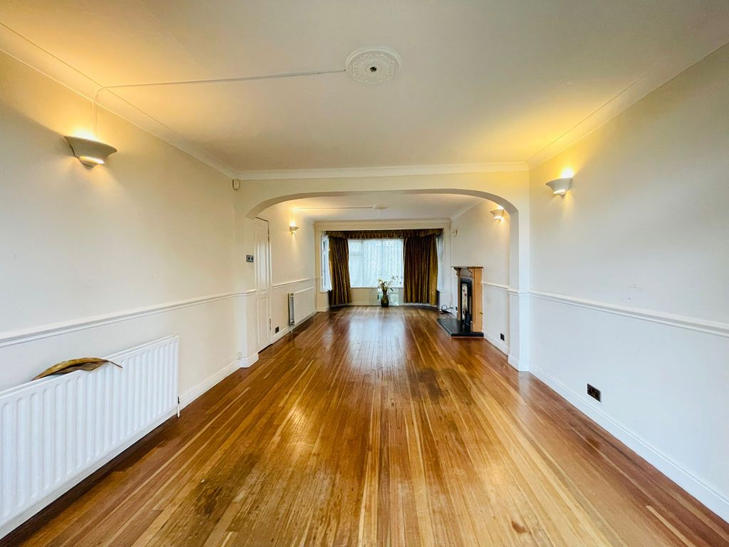Property photo 3 of 17 Sudbury Court Road, Harrow, Ha1 3Sd (16)
