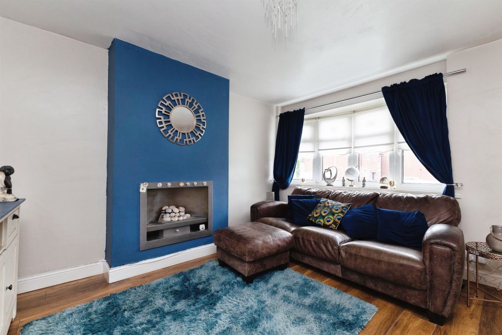 Property photo 3 of 18