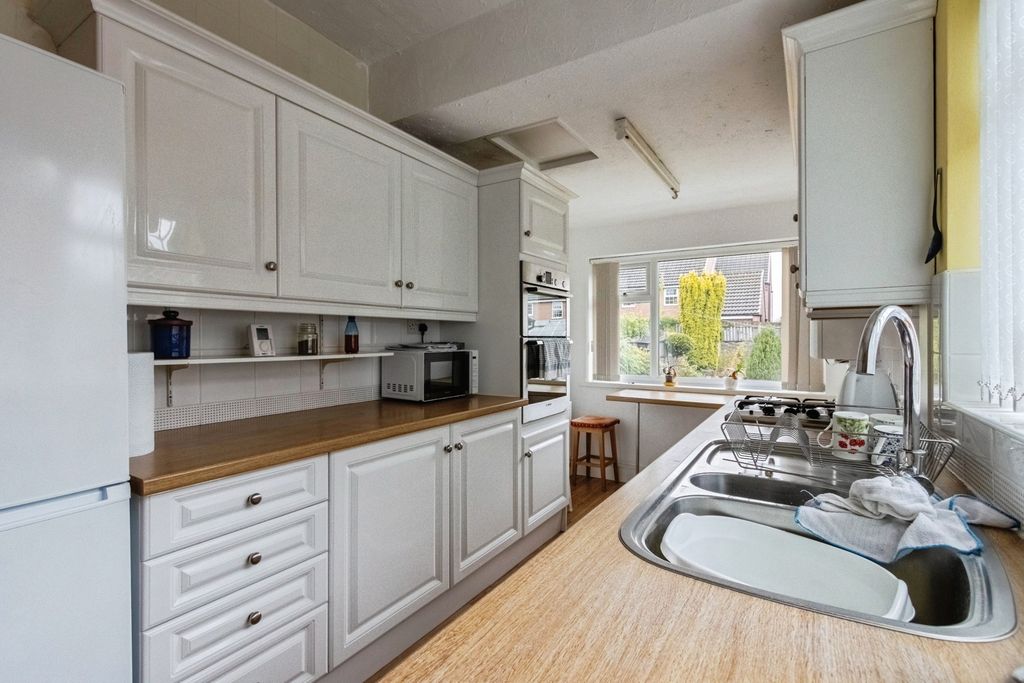 Property photo 3 of 26 Pbox-Img.Jpg