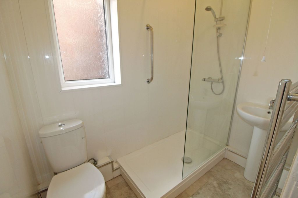 Additional image 4 of 2 bed flat to rentPlessey Road, Blyth NE24