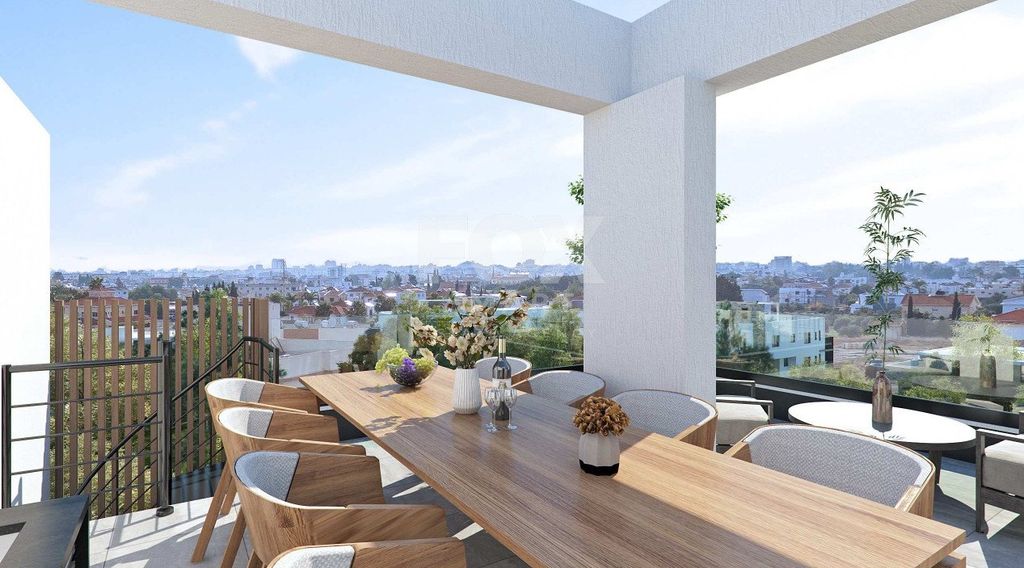 Property photo 1 of 7 Top-Floor 2-Bedroom Apartment With Private Roof Garden