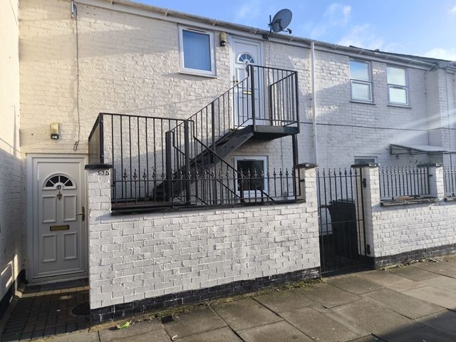 Property photo 1 of 6