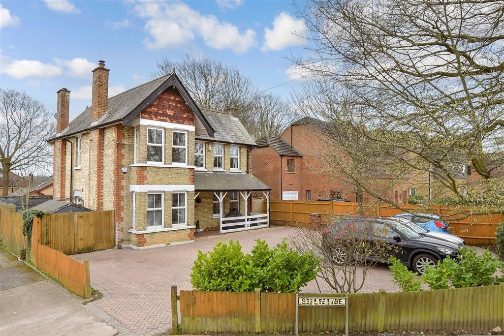 Property photo 2 of 13 External (Brochure)