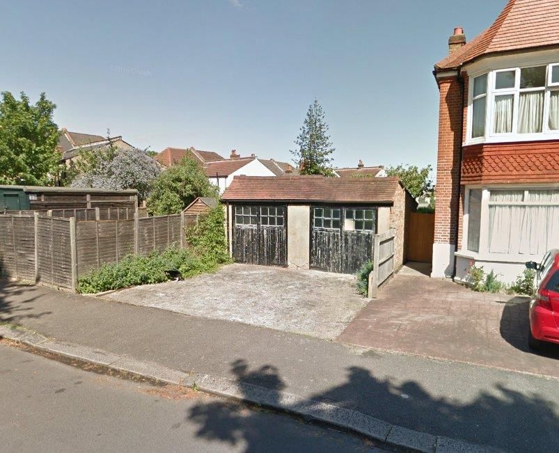 Property photo 1 of 3