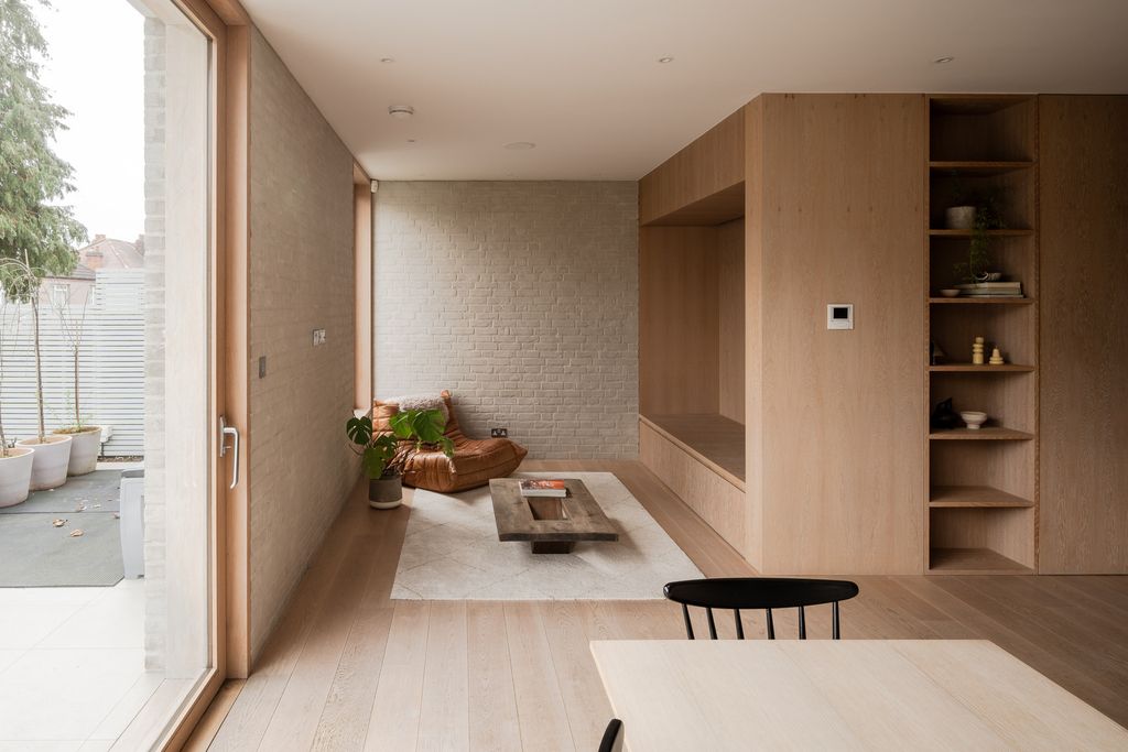 Property photo 3 of 27 329821 - Dollis Hill Avenue, London Nw2 - High Res-01161.Jpg