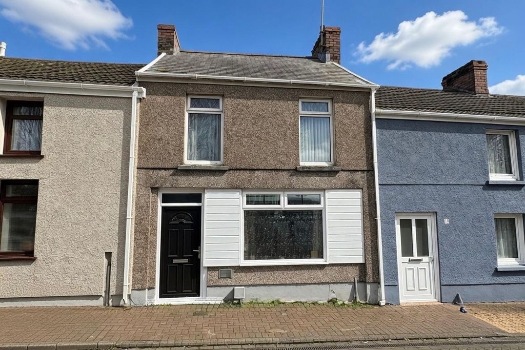 Property photo 1 of 16