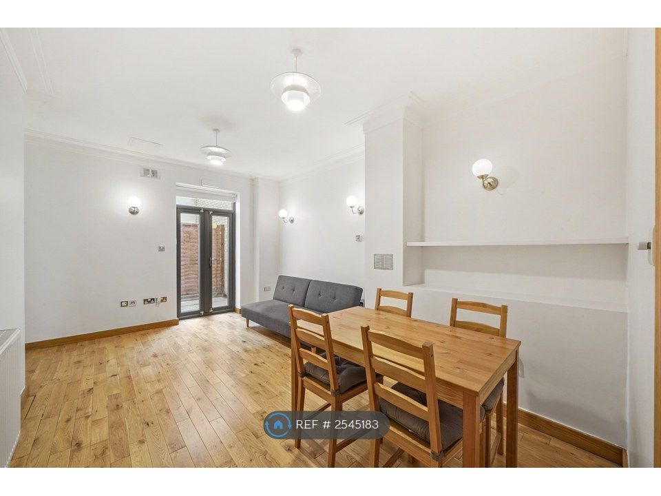 Property photo 1 of 9 Open Plan Living Room