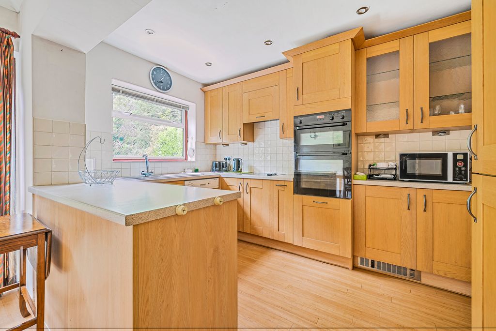 Property photo 3 of 23 Picture No. 05